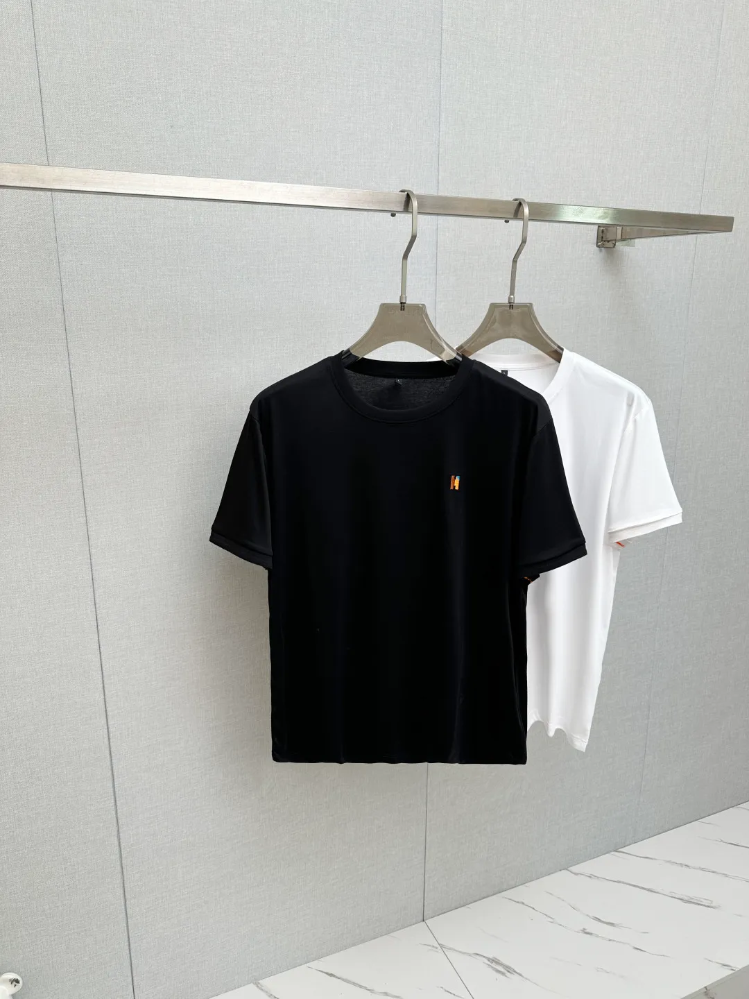 H Quality 2026 ！ ， 。 ， ， Quality ， Same Style！Size：M-4XL